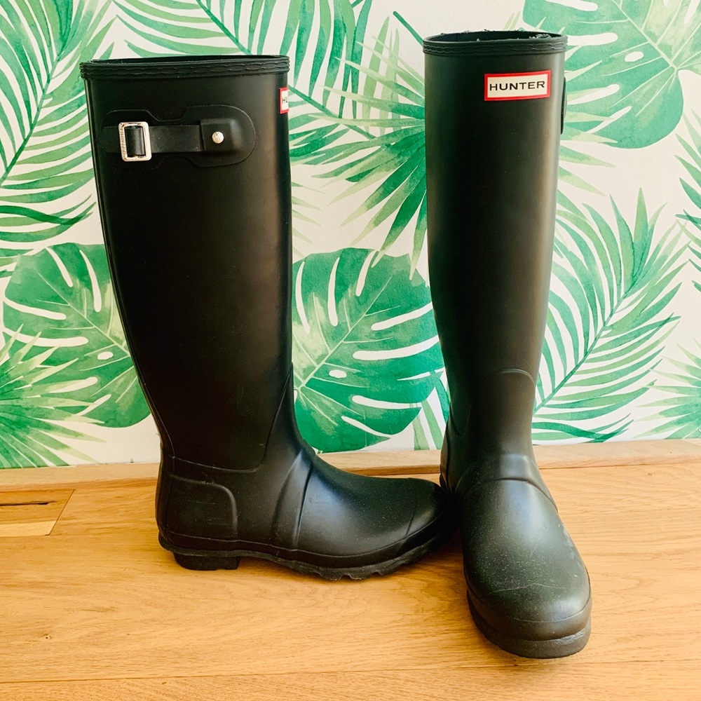 Black Classic Hunter Boots